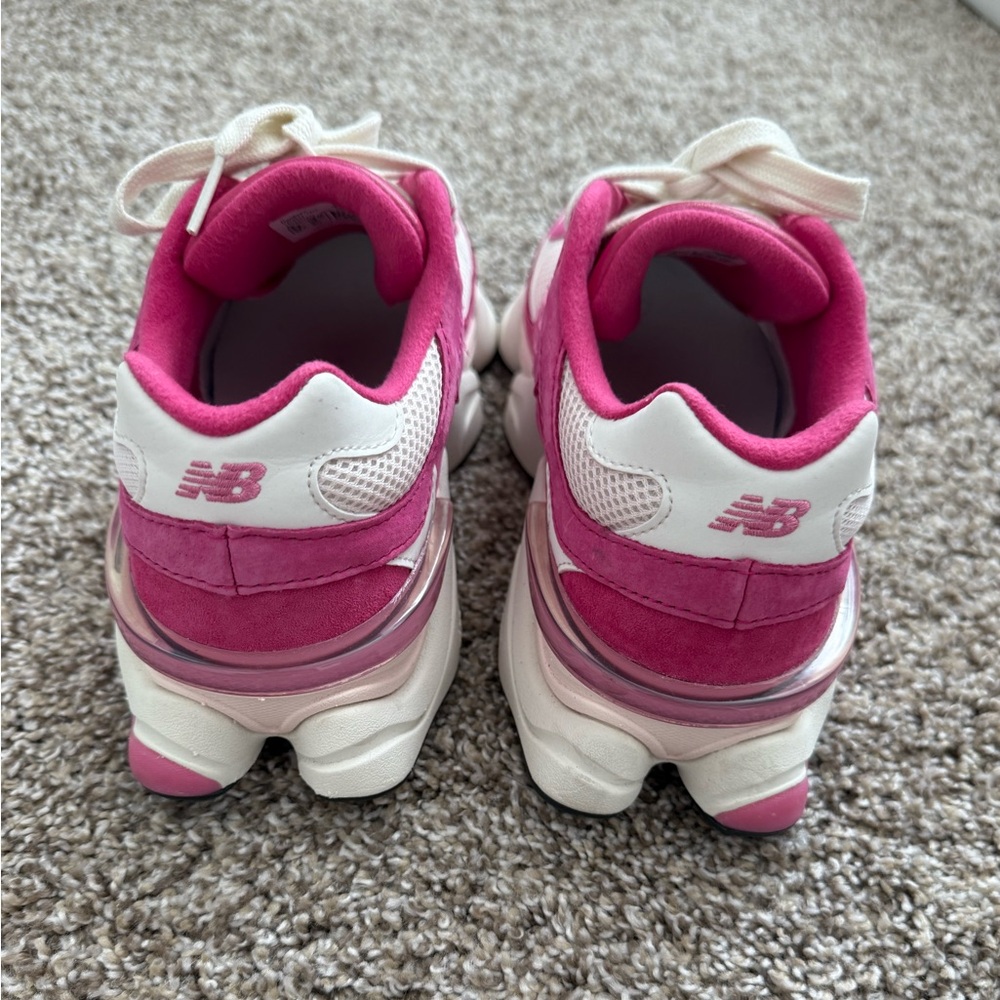 New Balance 9060 Sneakers Pink and White - Picture 7 of 8